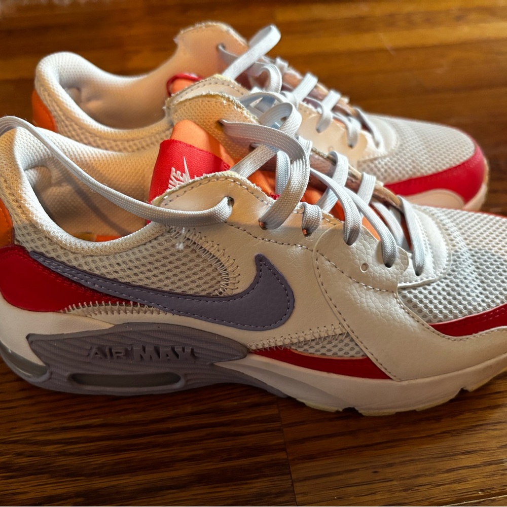 Nike White and Red Sneakers with Breathable Mesh